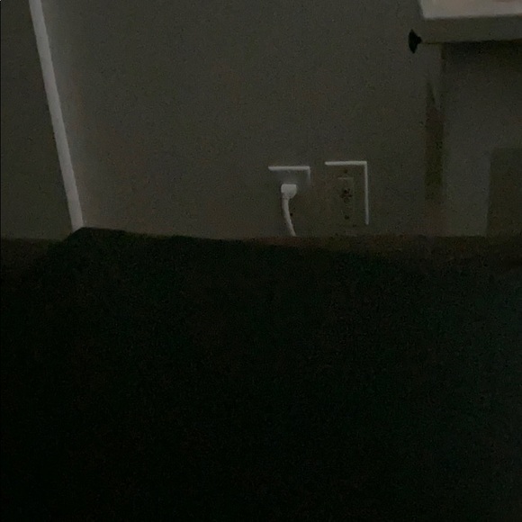 Meet your Posher, Rene - Picture 1 of 1